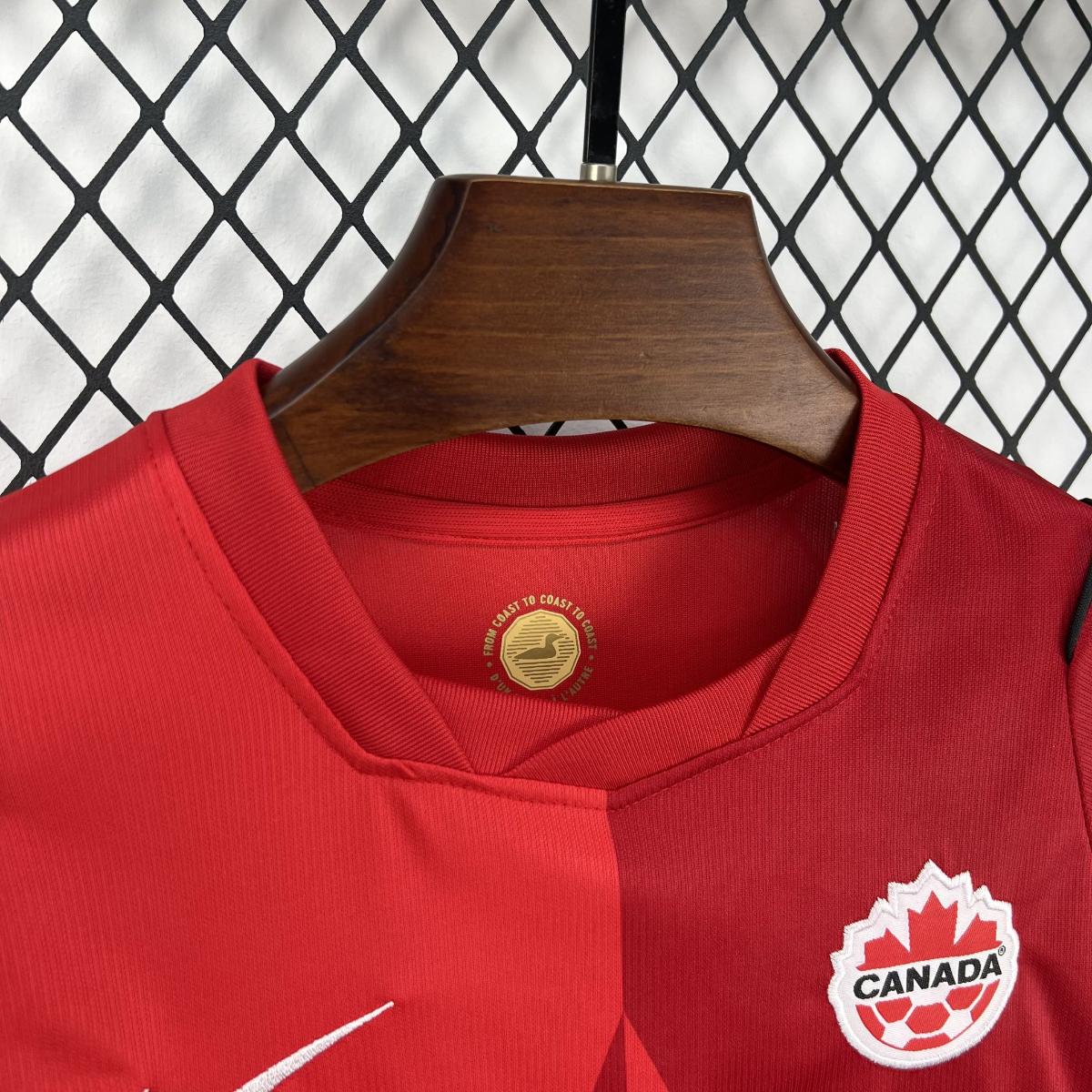 Kit enfant Canada DOM Coupe Du Monde 2026 - Choppe ton maillot