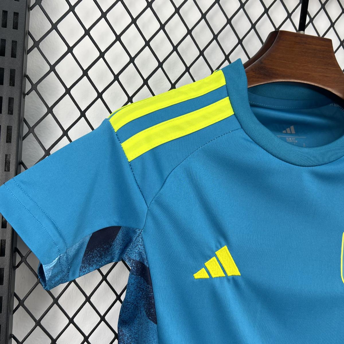 Kit enfant Espagne Goalkeeper Coupe Du Monde 2026 - Choppe ton maillot