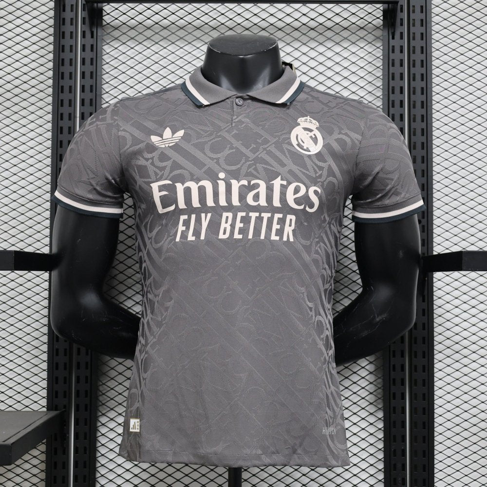 Real Madrid EXT 24/25 Player Version - Choppe ton maillot